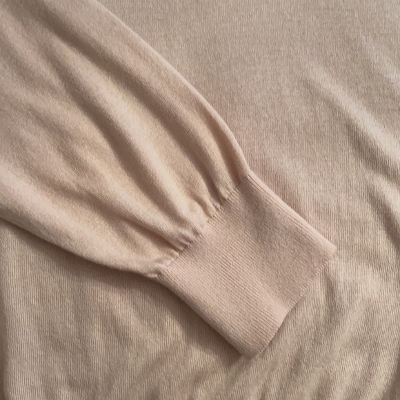 đź’•Talbots Sweaterđź’• - Picture 2 of 4